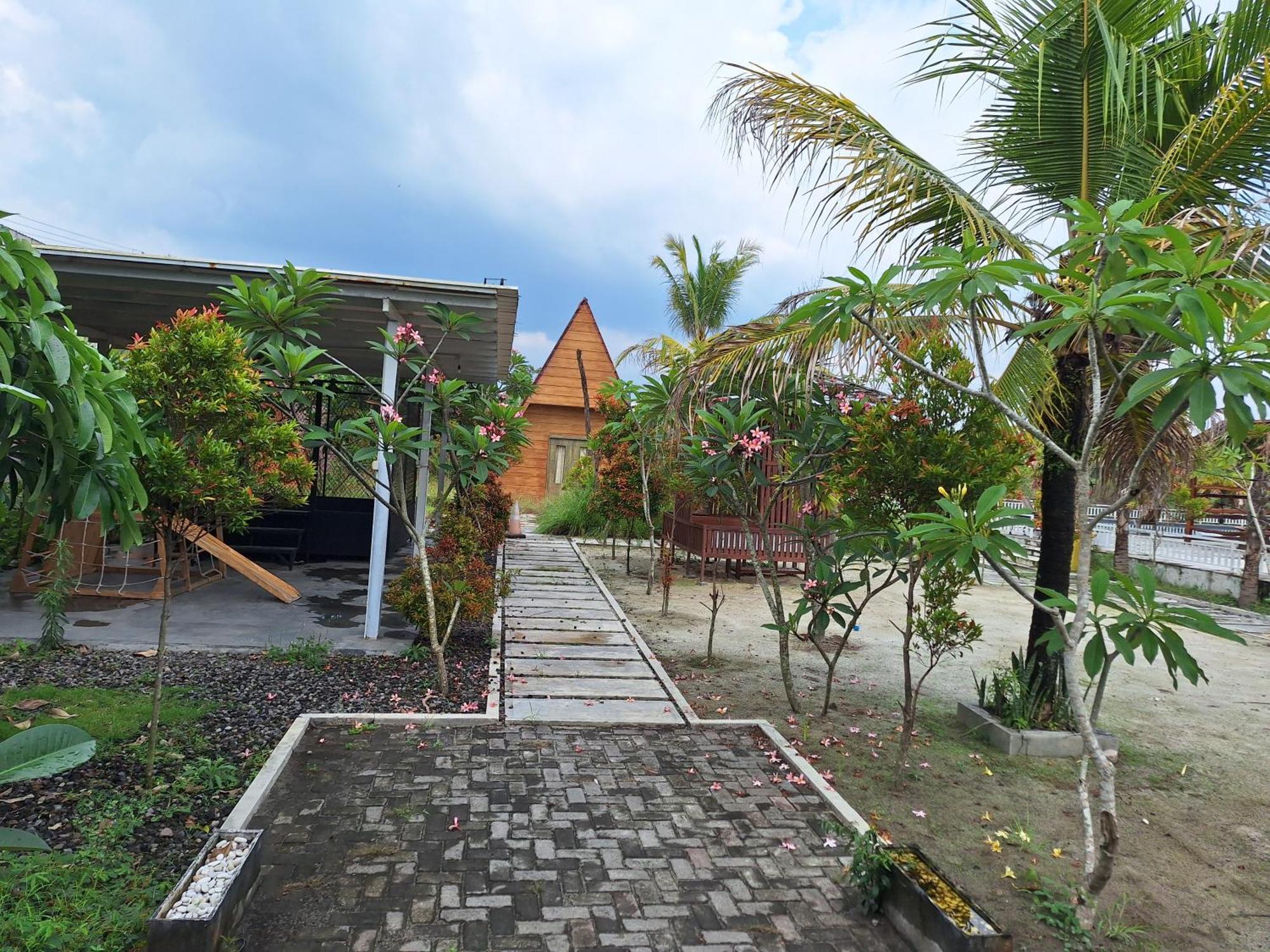 White House Royal Villa B1 Balong  Extérieur photo